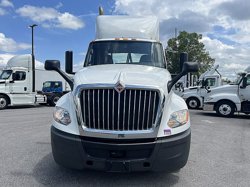 2021 International LT625