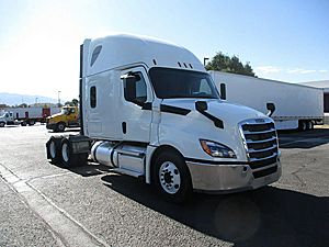 2019 Freightliner Cascadia - Sleeper Truck