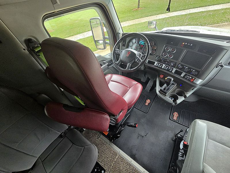 2017 Kenworth T680