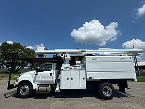 2015 Ford F-750 - Bucket Truck