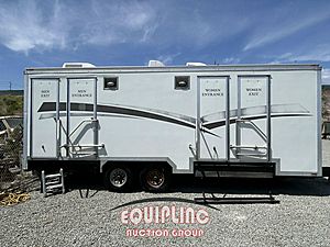 2005 RESTROOM - Specialty Trailer