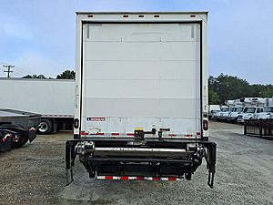 2020 Freightliner M2 106