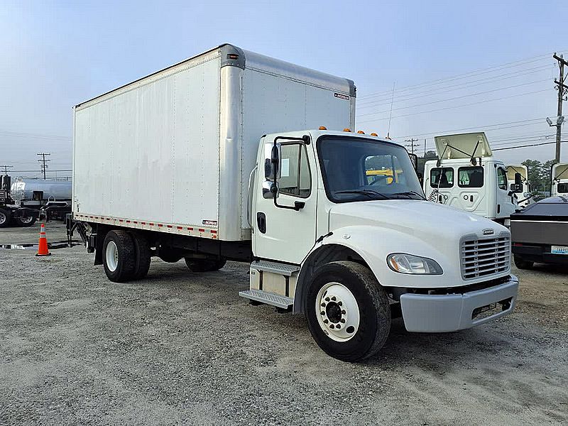 2020 Freightliner M2 106