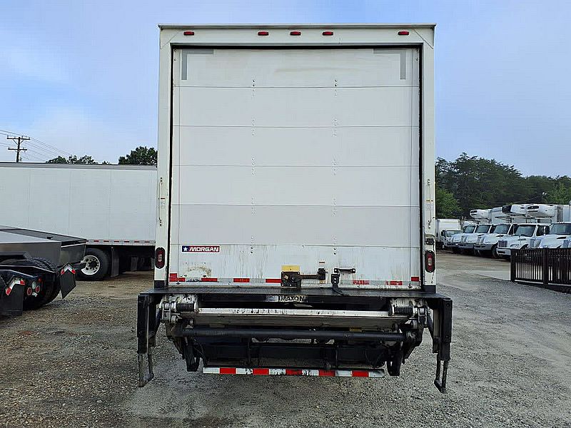 2020 Freightliner M2 106