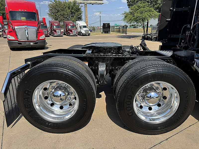 2020 Freightliner PT126064ST