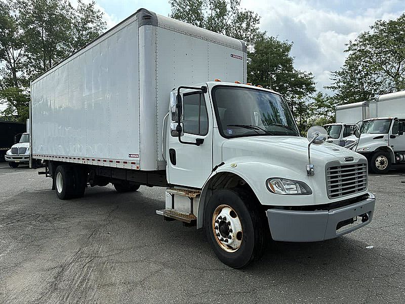 2018 Freightliner M2 106