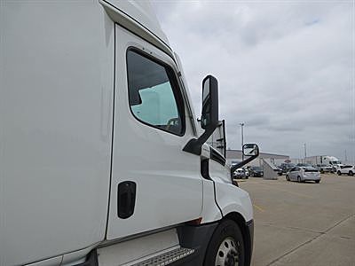 2022 Freightliner Cascadia