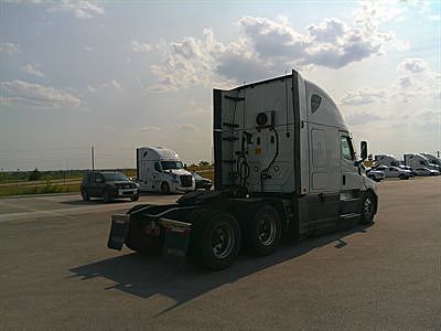 2022 Freightliner Cascadia