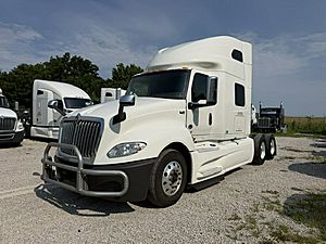 2020 International LT625 - Sleeper Truck