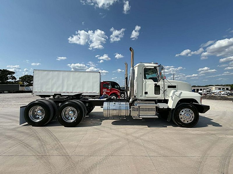 2019 Mack CHU613