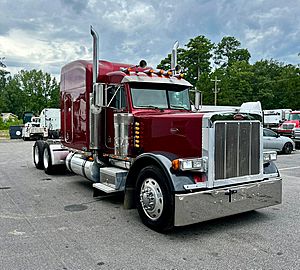 2005 Peterbilt 379 - Sleeper Truck