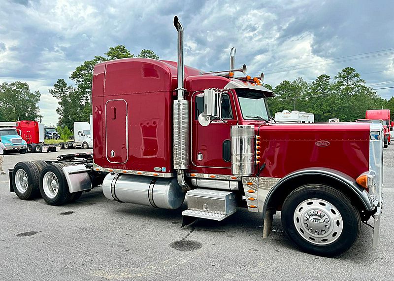 2005 Peterbilt 379