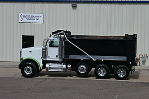 2020 Peterbilt 367 - Dump Truck