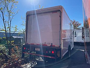 2017 Freightliner MT55