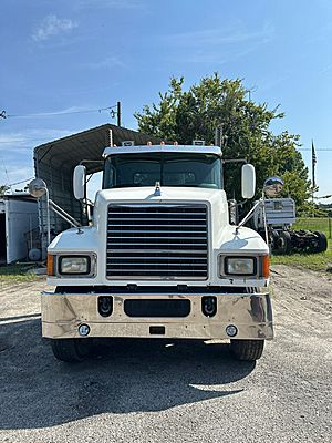 2014 Mack Pinnacle