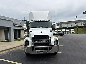2022 Mack AN64T
