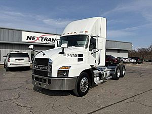 2023 Mack AN64T