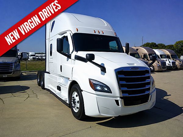 2022 Freightliner PT126SLP - Sleeper Truck