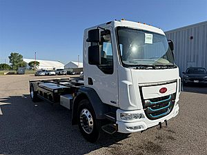 2025 Peterbilt 220EV - Cab & Chassis
