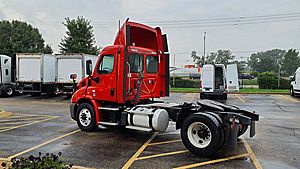 2019 Freightliner CASCADIA 113