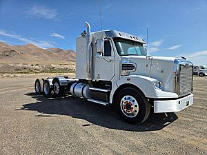 2022 Freightliner Coronado - Sleeper Truck 2022 Freightliner Coronado - Sleeper Truck