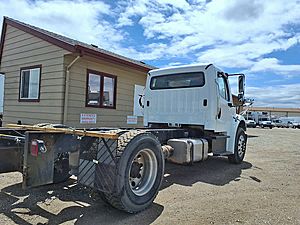 2018 Freightliner M2 106