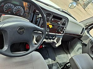 2018 Freightliner M2 106