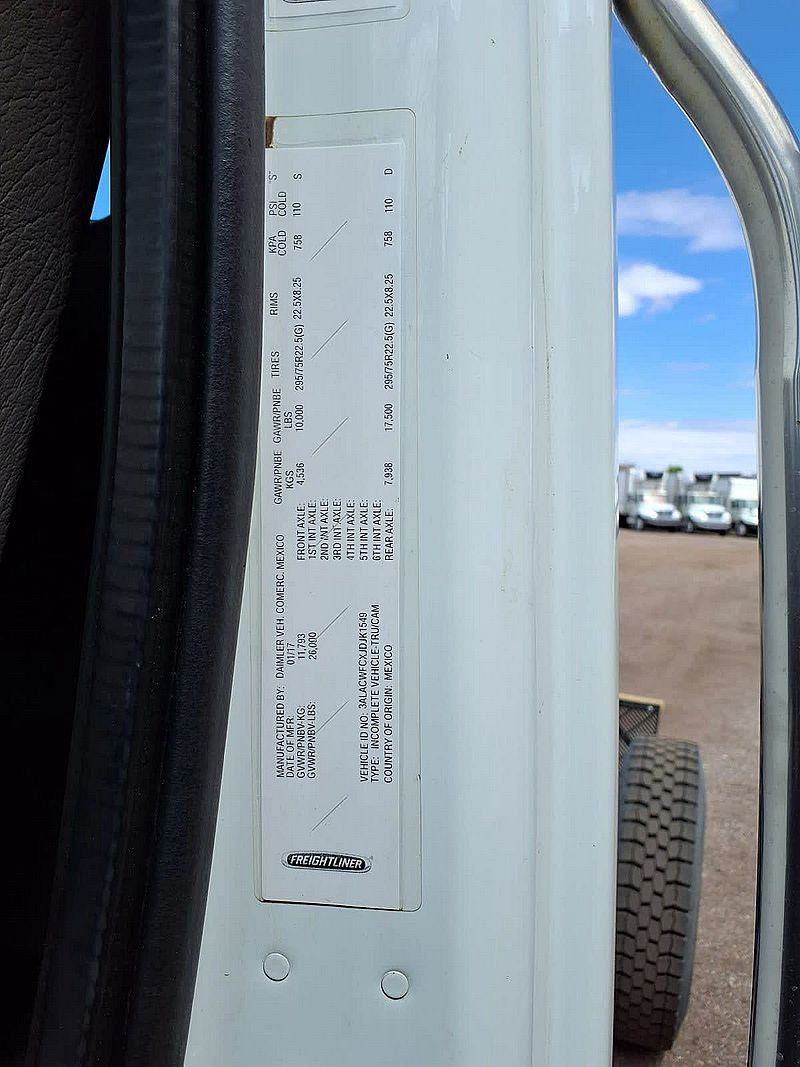 2018 Freightliner M2 106