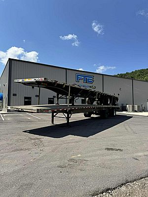 2012 MAC Flatbed - Flatbed Trailer