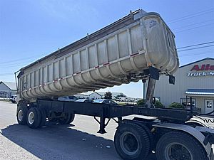 1977 Hobbs 28' Frame Dump - Dump Trailer