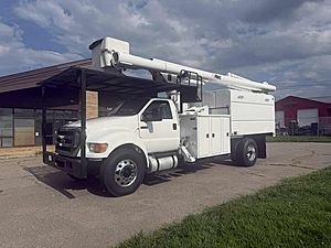 2015 Ford F-750 - Bucket Truck