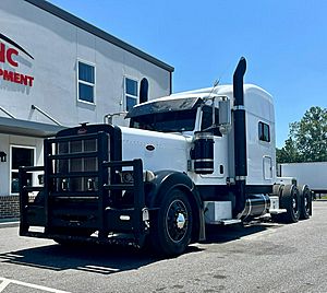 2006 Peterbilt 379 - Sleeper Truck