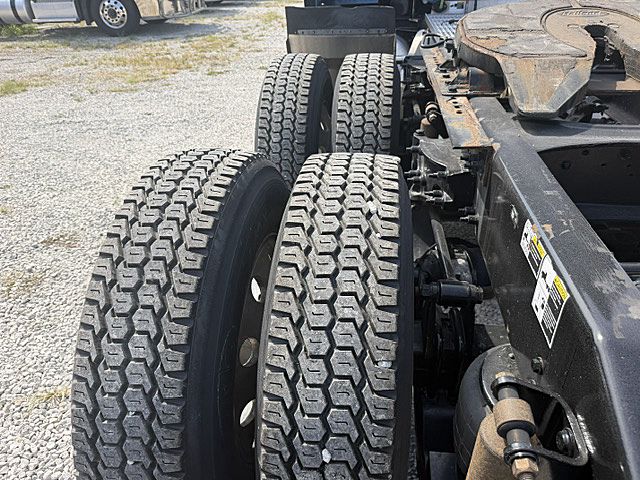 2022 Peterbilt 579