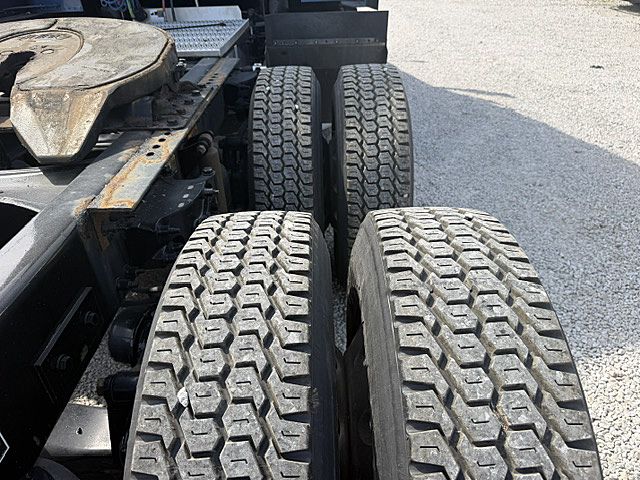 2022 Peterbilt 579
