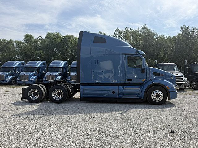2022 Peterbilt 579