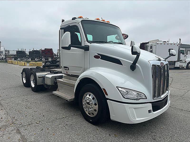2022 Peterbilt 579