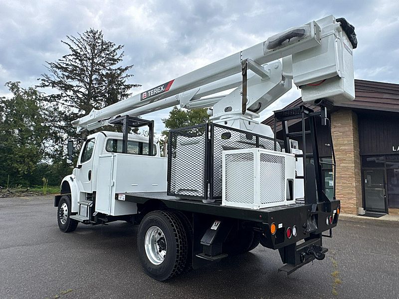 2015 Freightliner M2