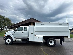 2015 Ford F-750 - Bucket Truck