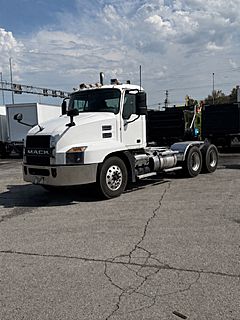 2021 Mack AN64T