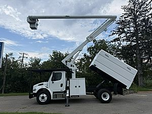 2011 Freightliner M2 - Bucket Truck