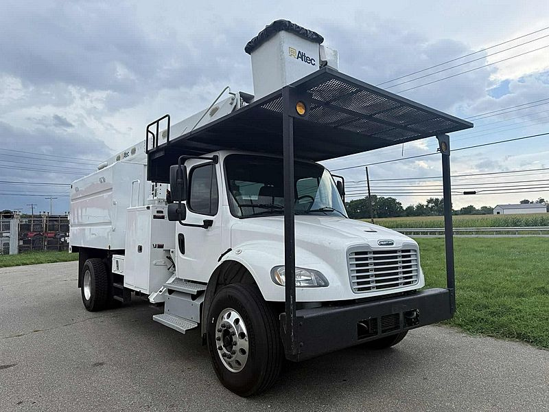 2014 Freightliner M2
