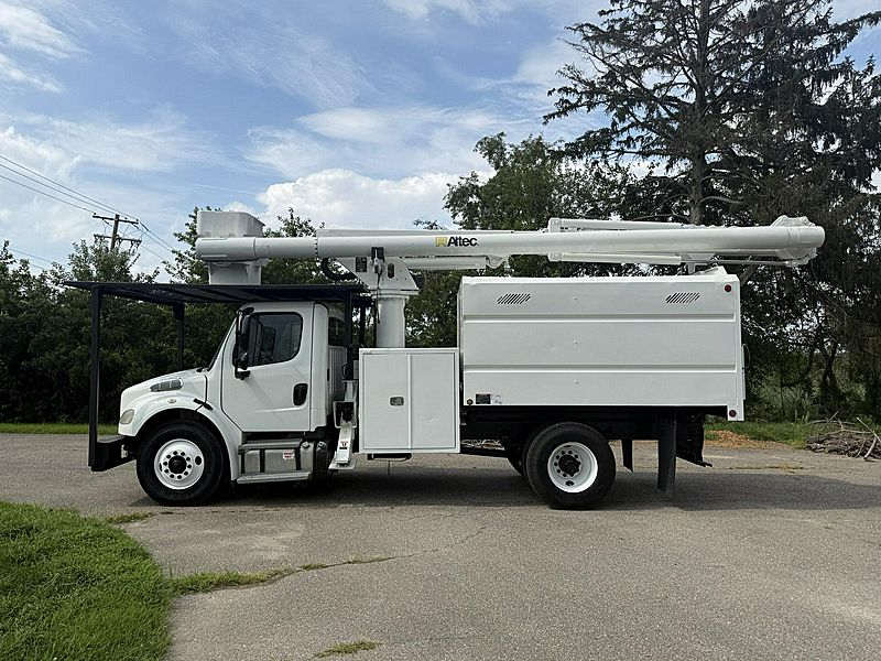 2013 Freightliner M2