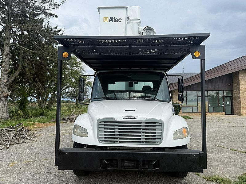 2013 Freightliner M2