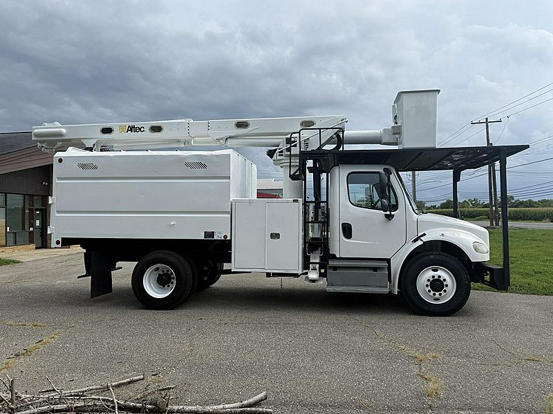 2013 Freightliner M2