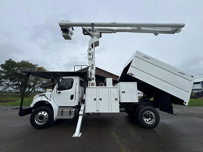 2016 Freightliner M2