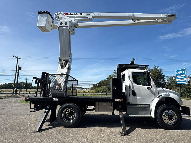 2024 Freightliner M2