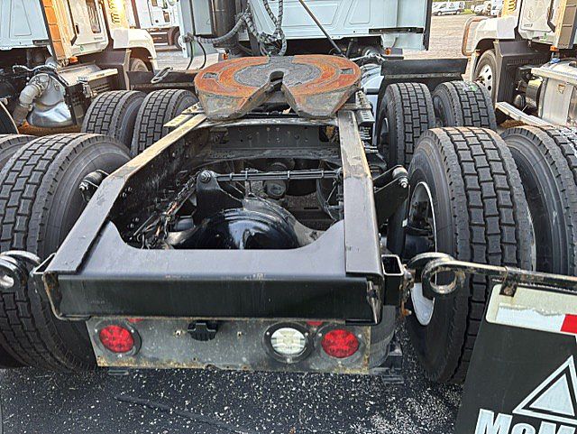 2024 Mack AN64T