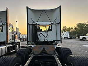 2023 Mack Anthem AN64T - Day Cab