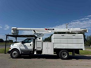 2011 Ford F750 - Bucket Truck