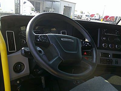 2022 Freightliner Cascadia